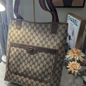 Gucci Supreme Tote Bag with Sherry Canvas Straps and COA